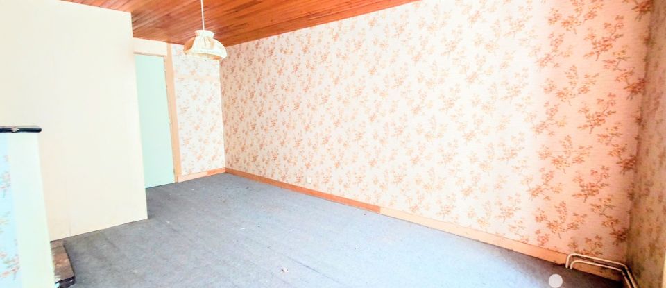 House 6 rooms of 112 m² in Bellac (87300)