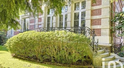 Appartement 5 pièces de 190 m² à Fontenay-sous-Bois (94120)