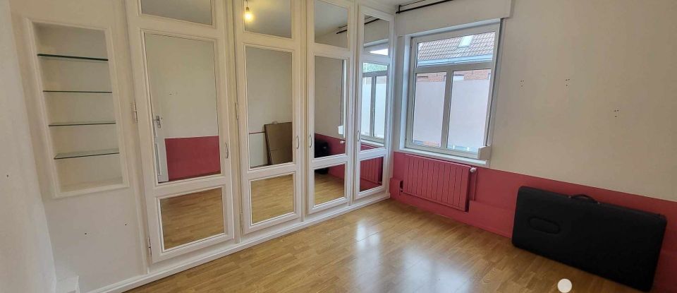 Maison 4 pièces de 97 m² à Tourcoing (59200)