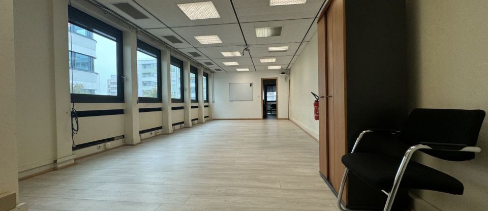 Bureaux de 201 m² à Tours (37000)