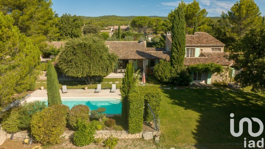 Maison traditionnelle 6 pièces de 294 m² à Gordes (84220)