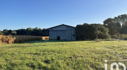 Land of 1,831 m² in Saint-Hilaire-du-Bois (17500)