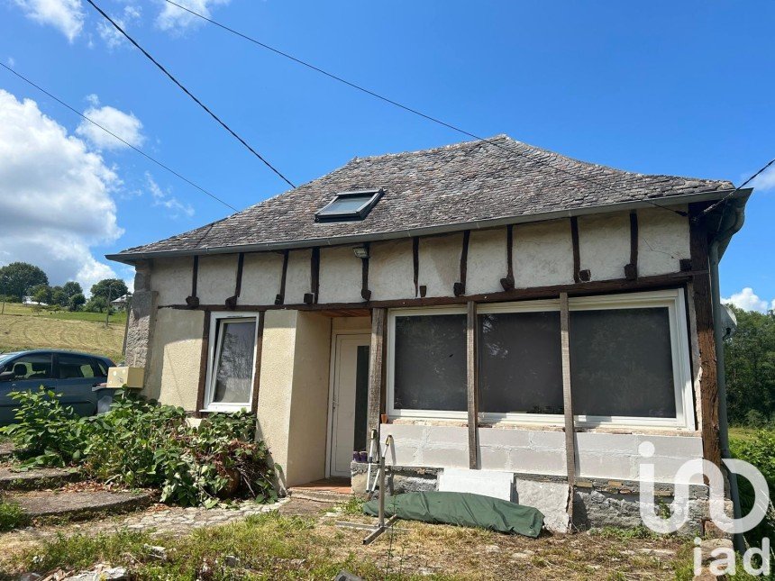 Maison 3 pièces de 40 m² à Brignac-la-Plaine (19310)