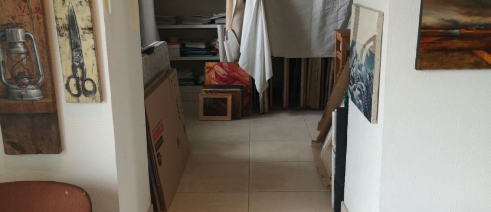 Atelier de 30 m² à - (78721)