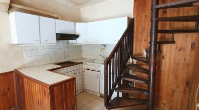 Village house 3 rooms of 40 m² in Servian (34290)