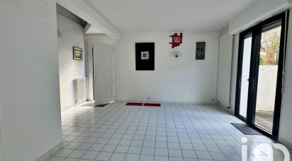 House 6 rooms of 129 m² in Montaigu (85600)