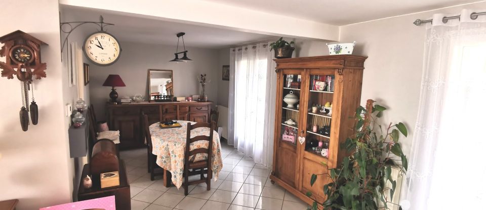 Traditional house 6 rooms of 104 m² in Davézieux (07430)