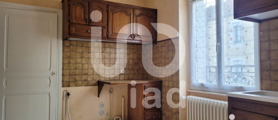 Maison 5 pièces de 120 m² à Montluçon (03100)