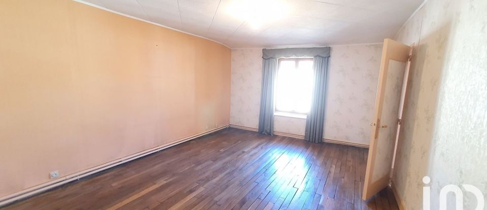 Maison 7 pièces de 119 m² à Chamouilley (52410)