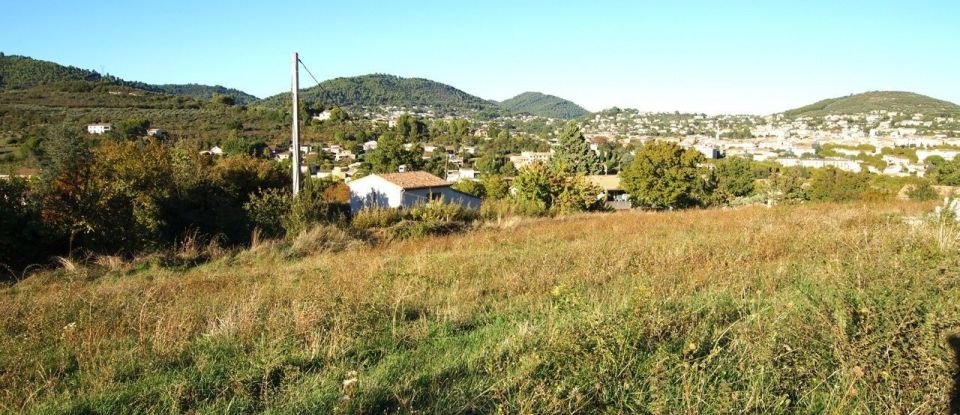 Terrain de 800 m² à Manosque (04100)