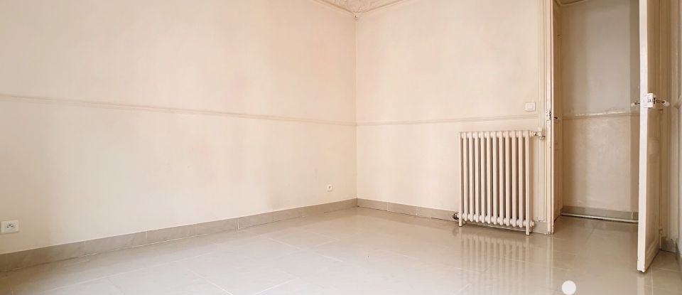 Appartement 4 pièces de 80 m² à Paris (75010)