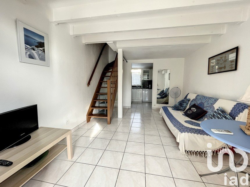 Traditional house 3 rooms of 50 m² in Sanary-sur-Mer (83110)