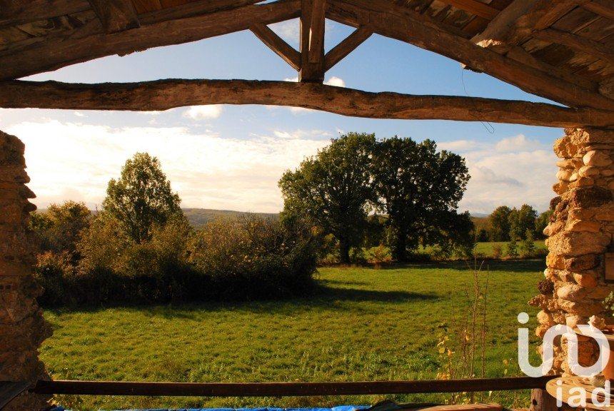 Maison de campagne 4 pièces de 154 m² à Les Issards (09100)