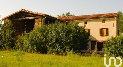 Maison de campagne 4 pièces de 154 m² à Les Issards (09100)