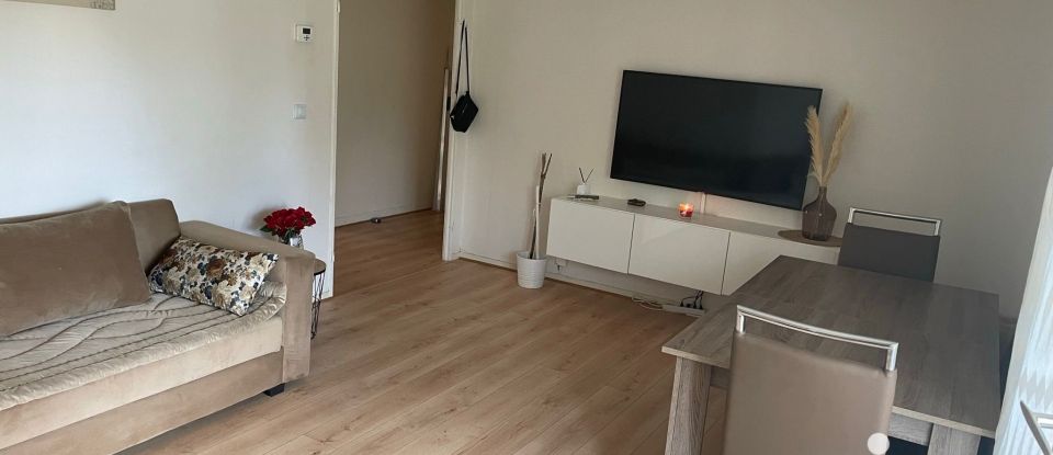 Apartment 3 rooms of 66 m² in Moissy-Cramayel (77550)