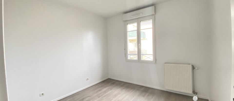 Appartement 4 pièces de 80 m² à Bussy-Saint-Georges (77600)