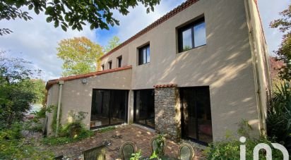 Architect house 8 rooms of 230 m² in Les Herbiers (85500)