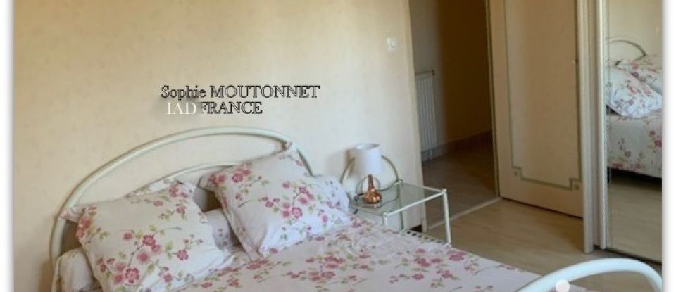 House 6 rooms of 202 m² in Castelsarrasin (82100)