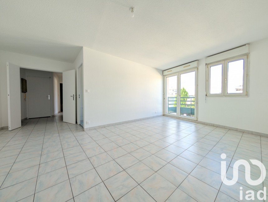 Appartement 3 pièces de 67 m² à Bordeaux (33200)