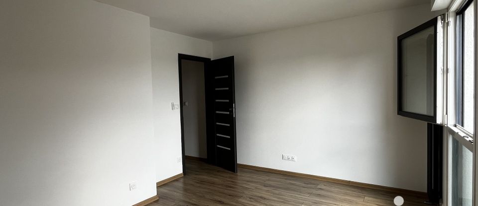 Town house 5 rooms of 125 m² in HELLEMMES LILLE (59260)