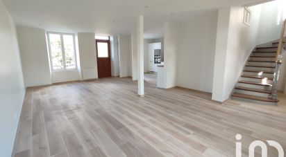 Maison traditionnelle 6 pièces de 155 m² à Samoreau (77210)