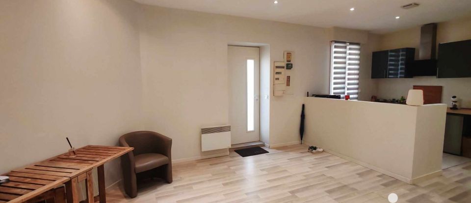 Appartement 3 pièces de 85 m² à Nîmes (30000)