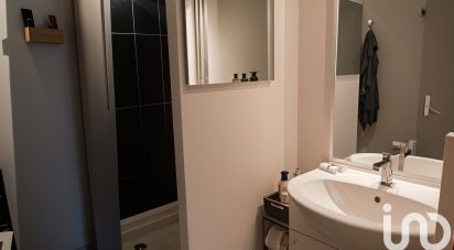 Appartement 2 pièces de 47 m² à Évry (91000)