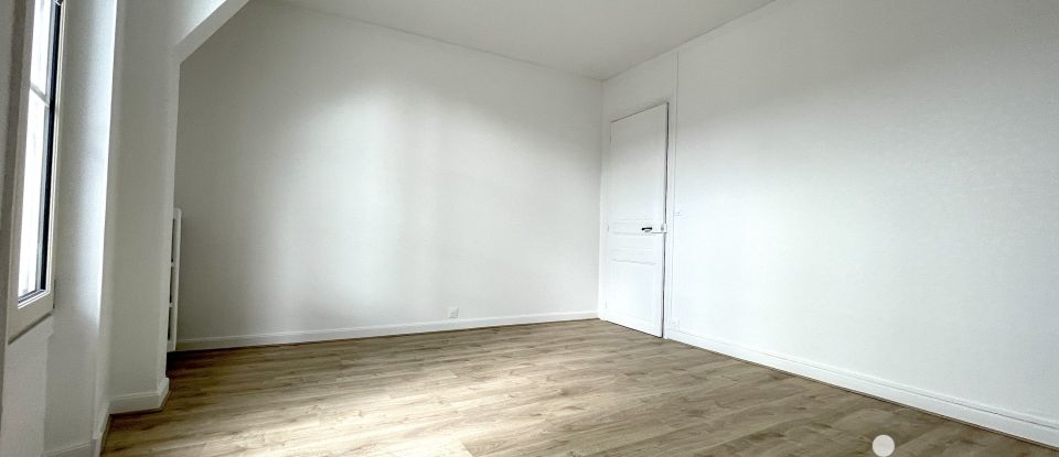 Maison 7 pièces de 140 m² à Bétheny (51450)