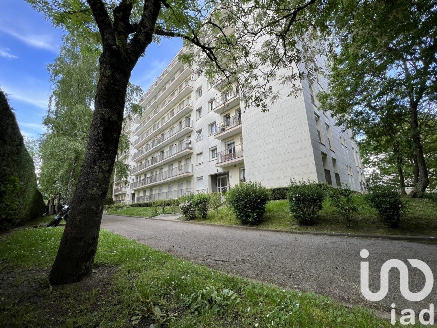 Appartement 3 pièces de 69 m² à Fleury-les-Aubrais (45400)