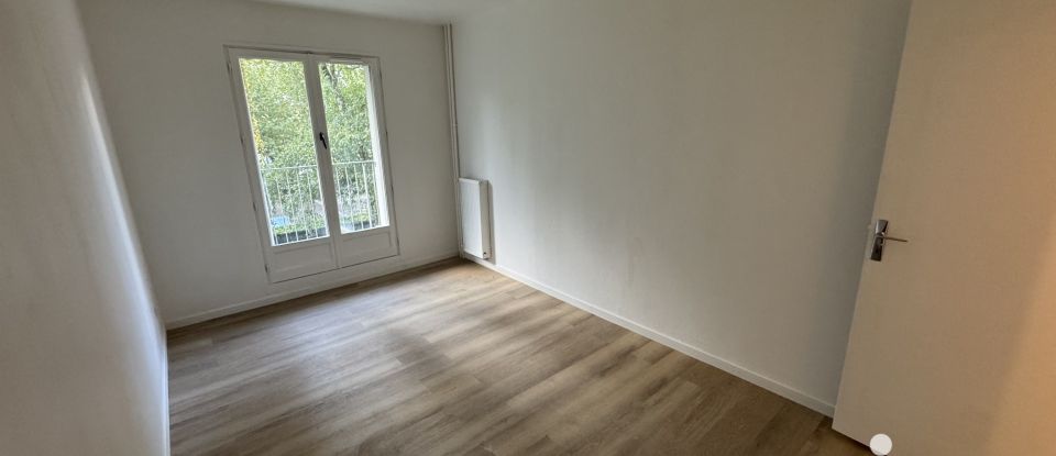 Appartement 3 pièces de 69 m² à Fleury-les-Aubrais (45400)