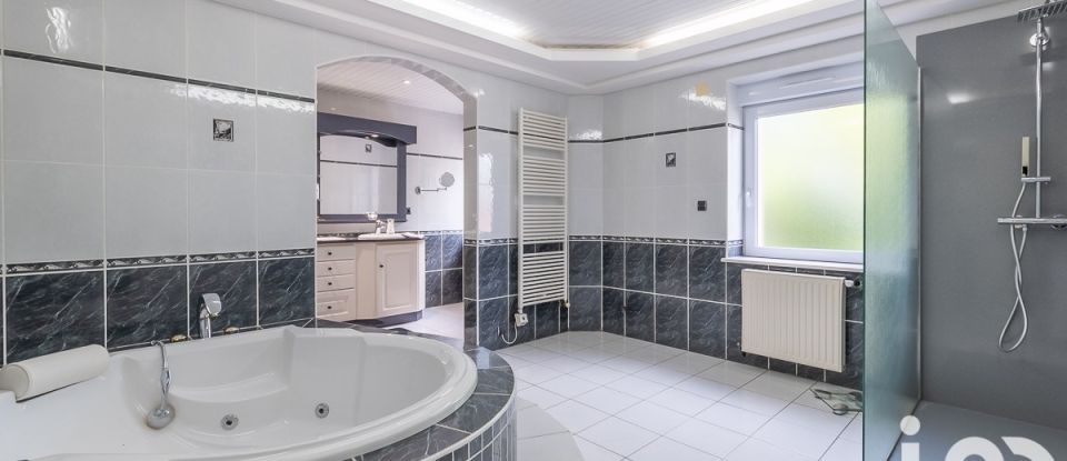 Maison 8 pièces de 424 m² à Sainte-Barbe (57640)