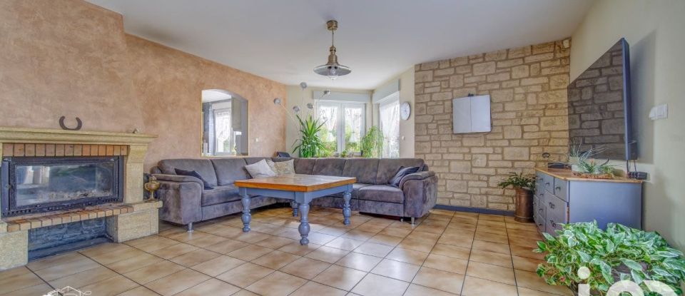 Maison 5 pièces de 145 m² à Ay-sur-Moselle (57300)