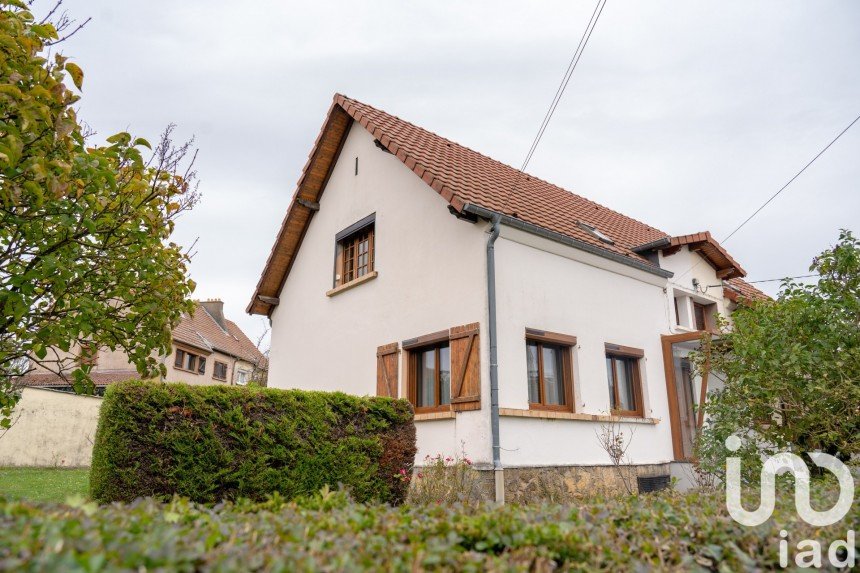 Maison 4 pièces de 92 m² à Créhange (57690)