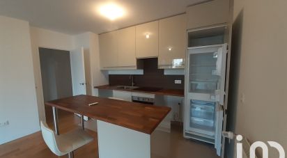 Appartement 2 pièces de 44 m² à Suresnes (92150)