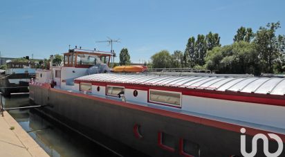 Péniche 7 pièces de 175 m² à Saint-Mammès (77670)