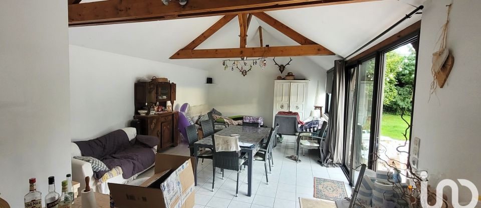 Mansion 7 rooms of 243 m² in Noyon (60400)