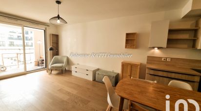 Appartement 3 pièces de 71 m² à Puteaux (92800)