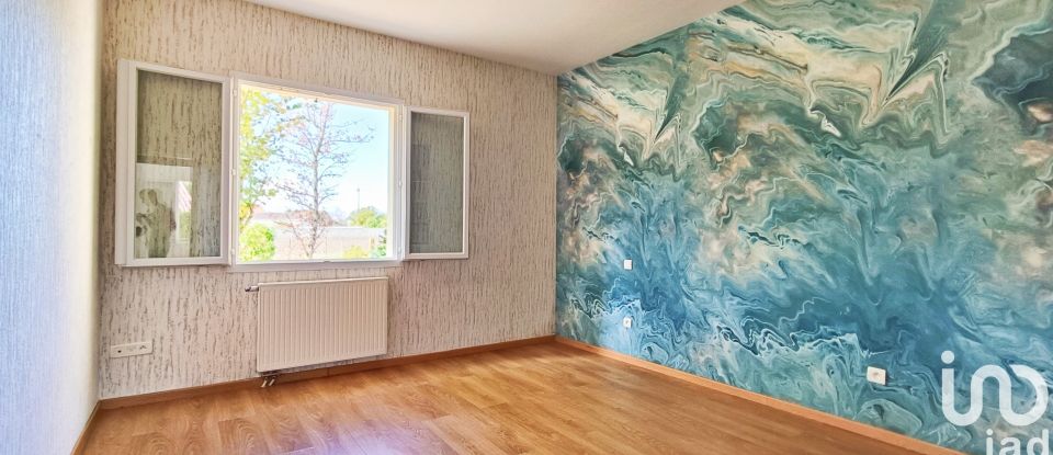 Maison 5 pièces de 155 m² à Gensac-la-Pallue (16130)