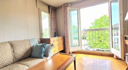 Apartment 3 rooms of 72 m² in Poissy (78300)