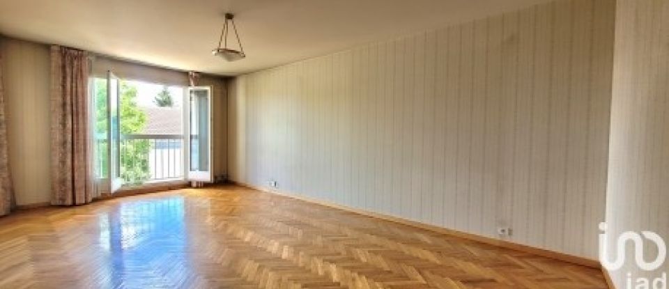 Appartement 3 pièces de 72 m² à Poissy (78300)