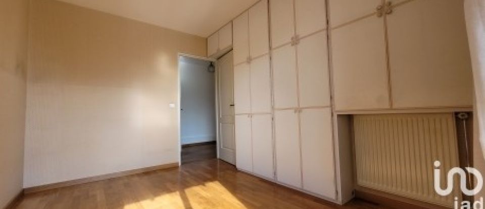 Appartement 3 pièces de 72 m² à Poissy (78300)