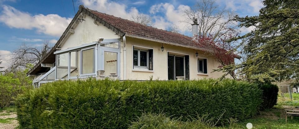 House 4 rooms of 80 m² in Champigny (89340)