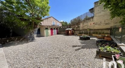 Traditional house 5 rooms of 155 m² in Beaumes-de-Venise (84190)