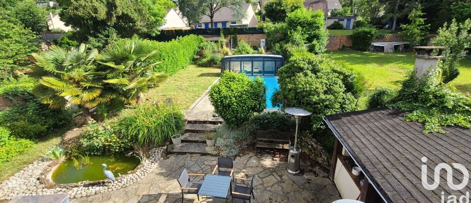 Mansion 8 rooms of 155 m² in Chevreuse (78460)