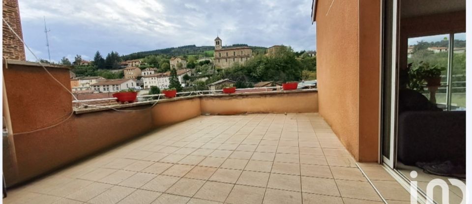 Maison traditionnelle 5 pièces de 190 m² à La Terrasse-sur-Dorlay (42740)