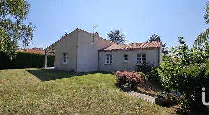 Maison 6 pièces de 113 m² à Essarts en Bocage (85140)