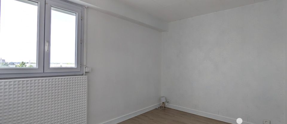 Appartement 5 pièces de 90 m² à Rezé (44400)