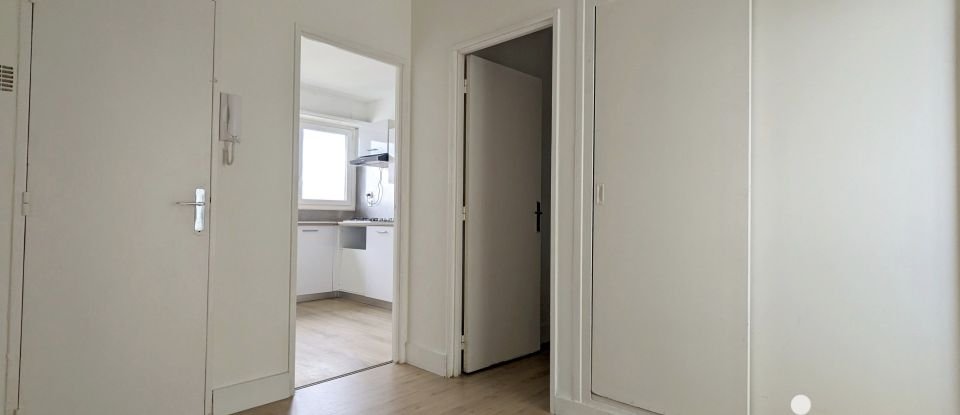 Appartement 5 pièces de 90 m² à Rezé (44400)