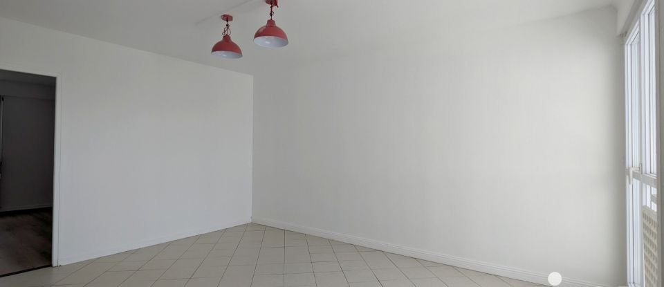 Appartement 5 pièces de 90 m² à Rezé (44400)