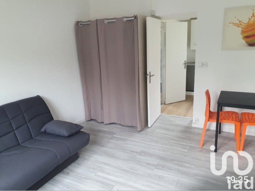 Town house 1 room of 27 m² in Vierzon (18100)